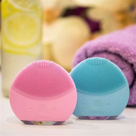 foreo luna mini 2 fake|foreo luna reviews dermatologist.